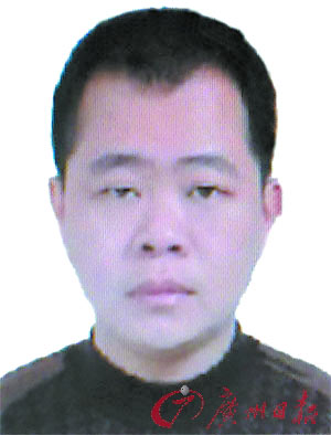 黃偉江：揭陽市交警支隊惠來高速公路大隊民警，普寧市人，剛調入沒幾個月