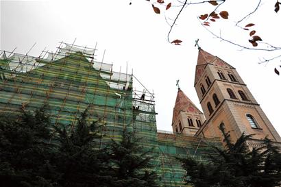 青島天主教堂首次內外大修 投1000萬歷時半年 青島天主教堂首次內外大修 投1000萬歷時半年