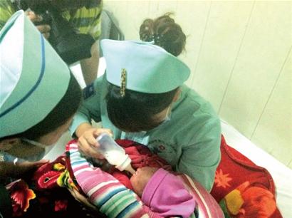 唇腭裂男嬰被棄三輪車 治愈手術僅需2萬 唇腭裂男嬰被棄三輪車 治愈手術僅需2萬