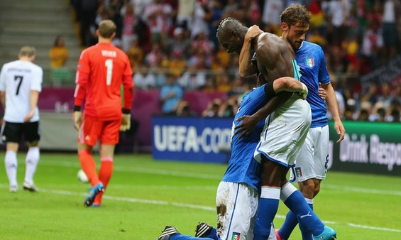 巴神梅開二度 意大利淘汰德國(guó)進(jìn)決賽