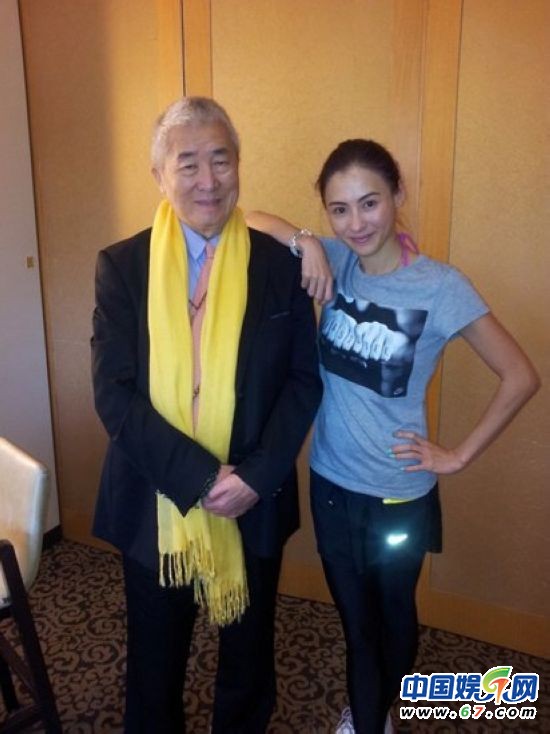 張柏芝和干爹陳玉書(shū)