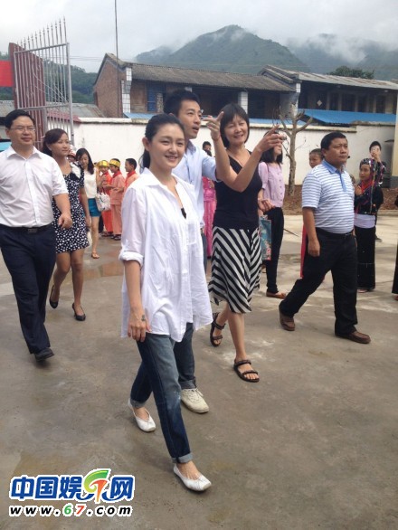 大S微博自稱賤內被網友批沒文化 被諷刺奇招秀恩愛