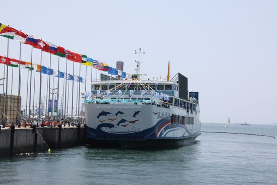 乘海上游輪游青島 實拍世界最美海灣風光