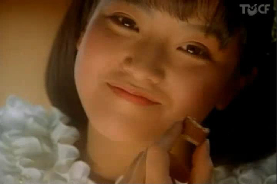 金喜善早年青澀照被扒出 容顏絕美網友力挺沒整容