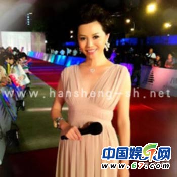 王優嘉畢業于上海戲劇學院