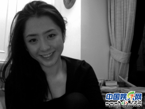 湯鎮業19歲女兒私照驚艷 似黎姿佟麗婭合體