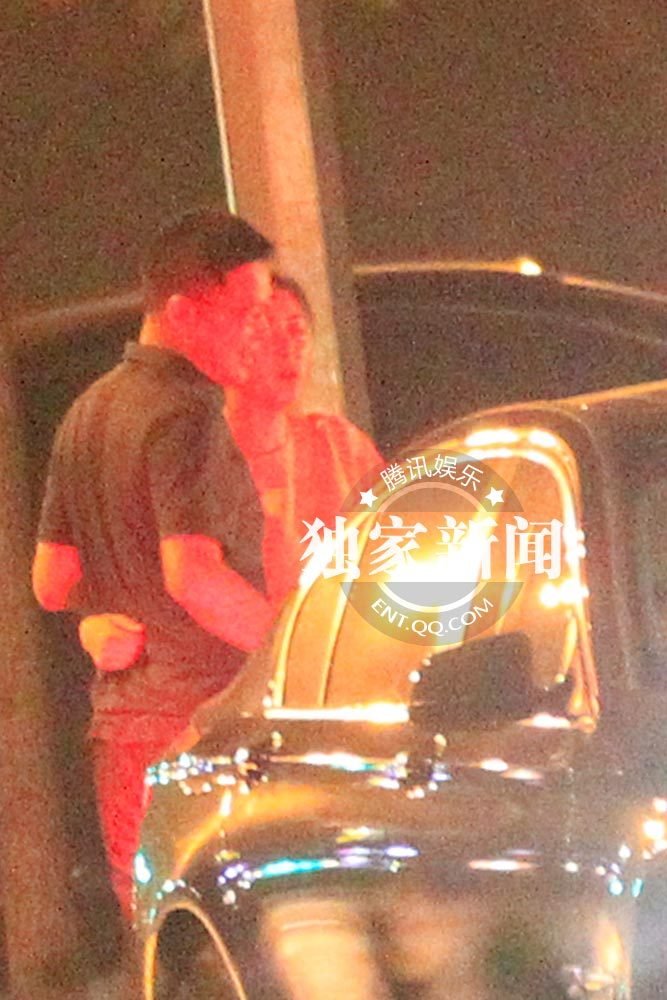 黃小蕾夜店醉酒 向寶馬男投懷送抱