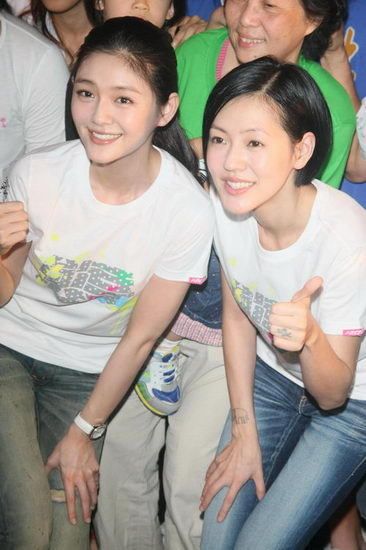 大小S早年吵架視頻曝光 藍正龍出軌小S告密