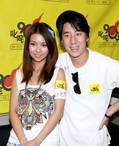 房祖名罕見家庭照曝光 林鳳嬌氣質高貴無雙