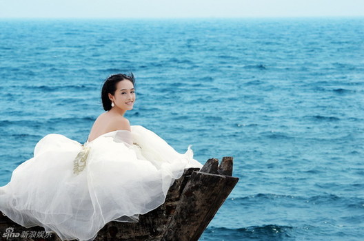 新一代軍藝校花盤點(diǎn):殷桃姚琳娜成美女代表