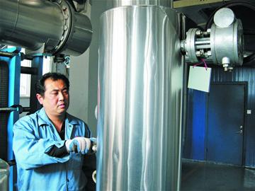 青島9成用熱戶暖氣片已發熱