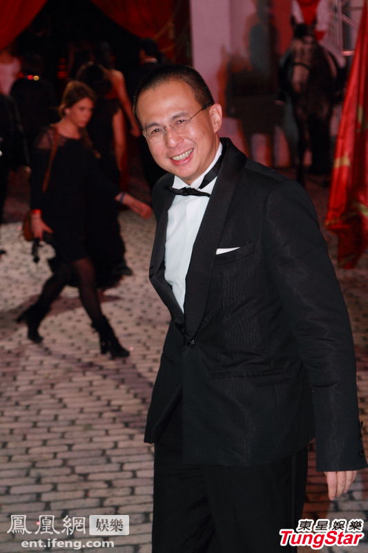 香港富豪孫女曹穎惠出嫁 萬寶寶名媛范兒捧場