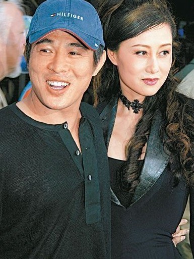 朱茵餐廳怒吼孫儷街邊發飆 揭娛樂圈“母老虎”