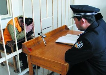 小老板辦13個色情網發裸聊廣告詐騙 月賺3萬