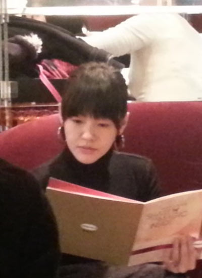 小S換新發型少女范兒足