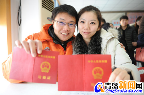 諧音“一生一世” 120對新人預約登記今結婚(圖) 諧音“一生一世” 120對新人預約登記今結婚(圖)