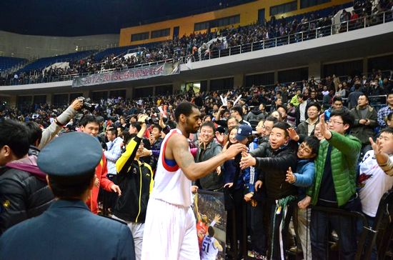 雙星兩個加時2分險勝天津 慘烈迎來5連勝 雙星兩個加時2分險勝天津 慘烈迎來5連勝