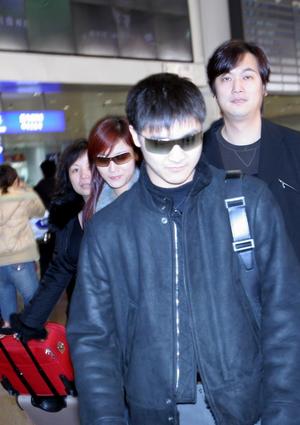 文章馬伊琍機場吵架引圍觀 蔡少芬在張晉生日大發脾氣