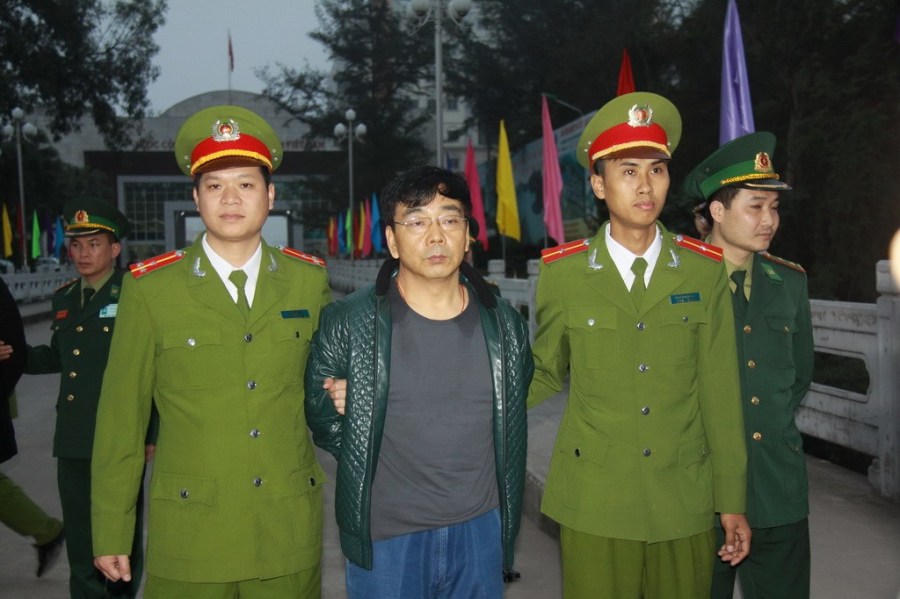 河北貪官攜情婦潛逃越南落網