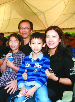 網爆香港豪門梁洛施李澤楷秘聞 傅明憲堪稱傳奇