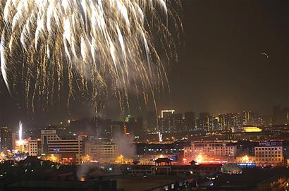 膠州焰火晚會停辦 膠州焰火晚會停辦