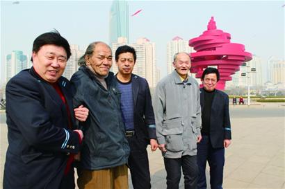 手語姑娘六年服務(wù)兩千聾人 達(dá)1萬小時