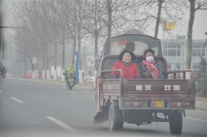青島遭遇52年來最熱天 小到中雨將洗塵 青島遭遇52年來最熱天 小到中雨將洗塵