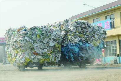 “前世”農藥瓶“今生”食品袋