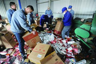 我市昨銷(xiāo)毀一批假冒卷煙 970萬(wàn)支假煙送進(jìn)熱電廠焚燒發(fā)電3000度