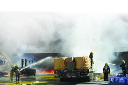 倉庫起火農藥爆燃