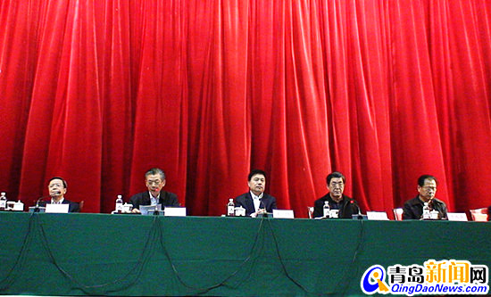 3月22日,全市關(guān)工委工作會(huì)議在八大關(guān)小禮堂召開(kāi) 3月22日,全市關(guān)工委工作會(huì)議在八大關(guān)小禮堂召開(kāi)