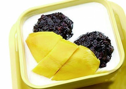 滿記甜品被曝存貓膩 衛生臟亂差用轉基因豆油